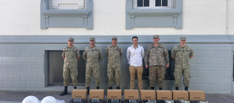 Adquisición de nuevos Receptores GNSS para la REGNA-ROU